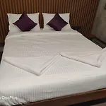 Hotel V